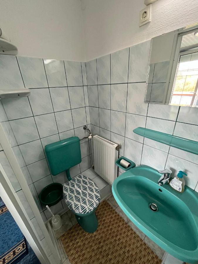 Karolin Apartman Bük エクステリア 写真