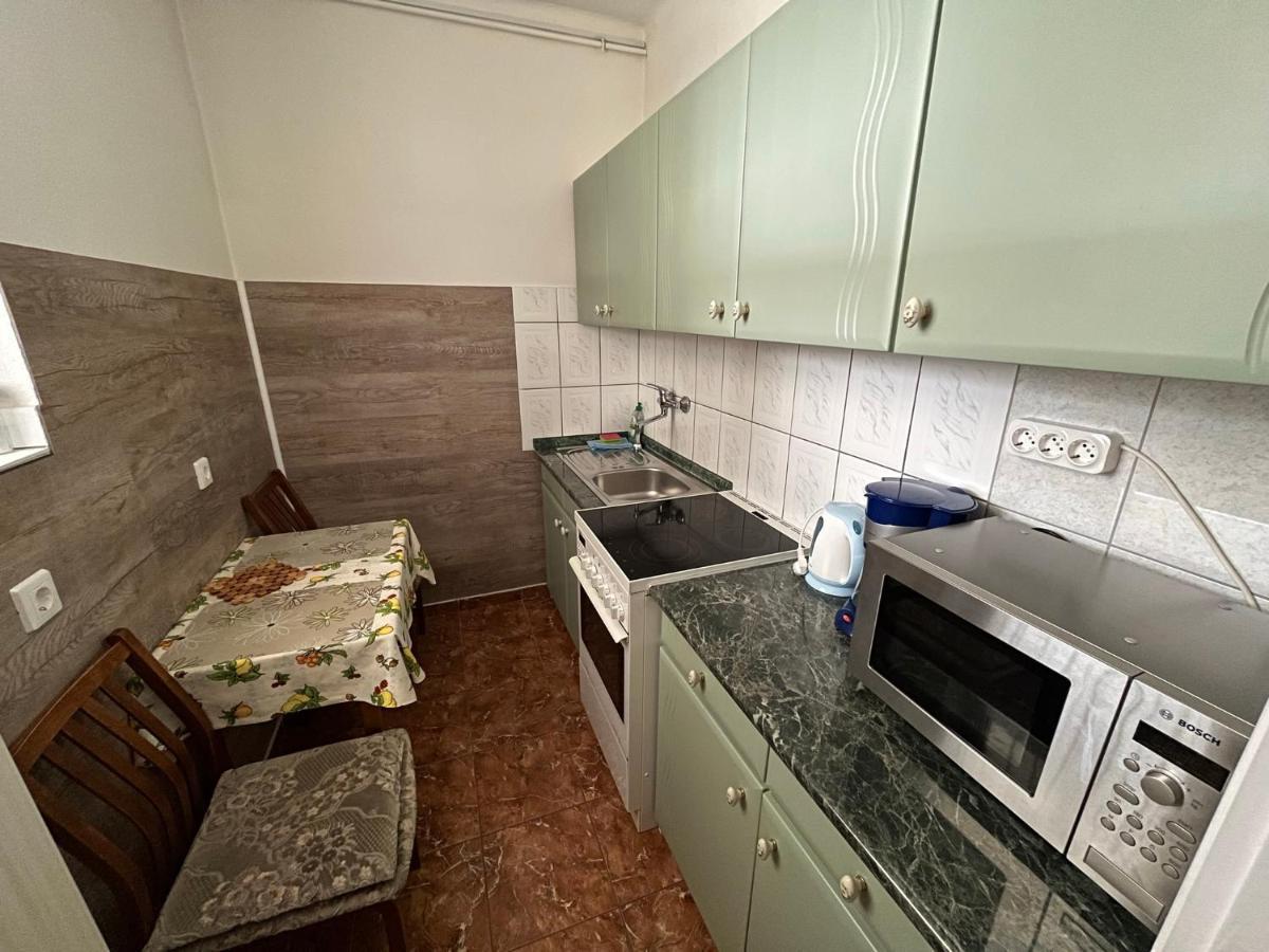 Karolin Apartman Bük エクステリア 写真